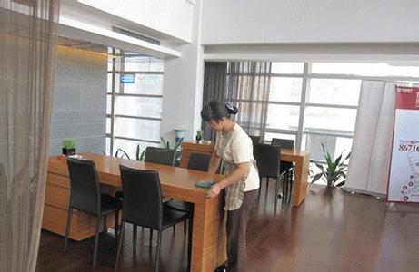 济南市专业擦玻璃 外墙清洗 地毯清洗 家庭保洁 开荒保洁